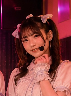 キャスト るな