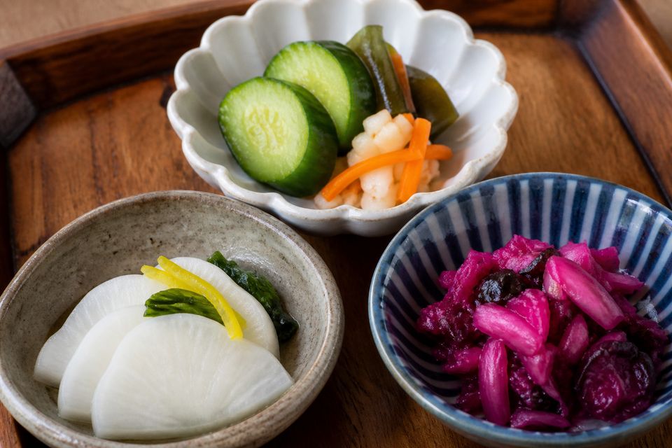 小鉢の漬物、大根とみょうがの酢漬け